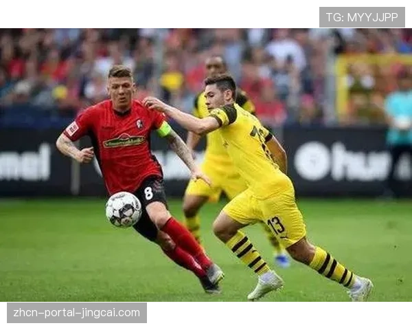 半场战报：弗赖堡2-0领先波鸿，格雷戈里奇梅开二度